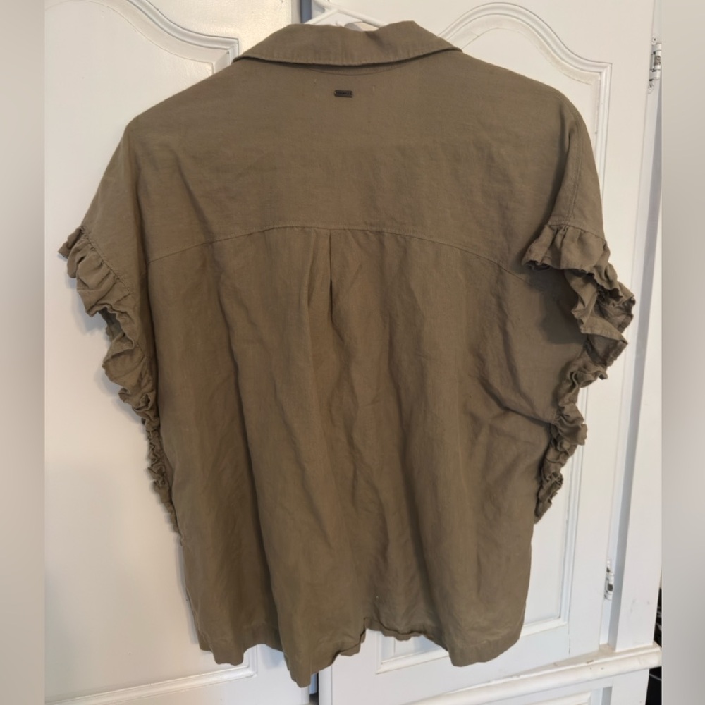O’Neill Ruffled Sleeve Button-Up Shirt - Picture 2 of 4